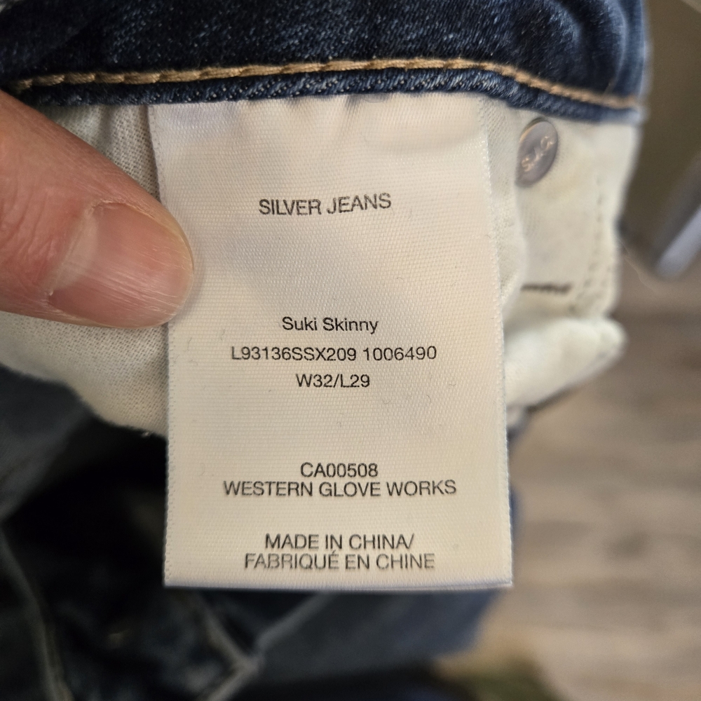Silver Jeans Skinny Jeans in Faded Blue Wash - Picture 3 of 3